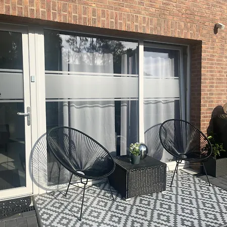 Kleine Flora - Apartament